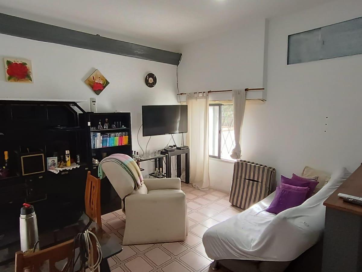 Casa 6 Ambientes en PH Entrada Independiente 2 Patios y Terraza Ideal 2 Familias 3