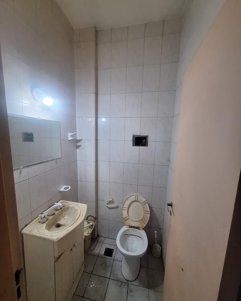 Excelente Galpón con Oficina y Vivienda Pergamino 947 1