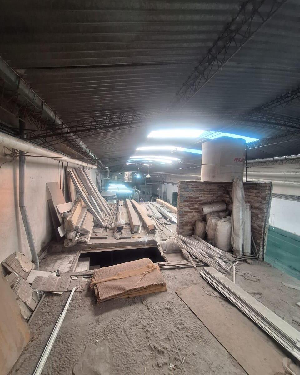 Excelente Galpón con Oficina y Vivienda Pergamino 947 5