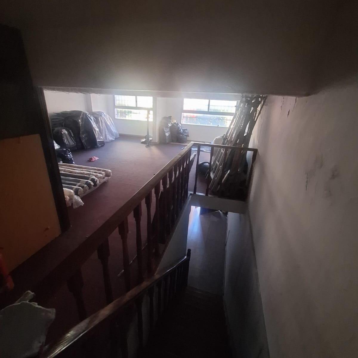 Excelente Local - Inmejorable Zona - Entrada Independiente - Directorio 3043 5