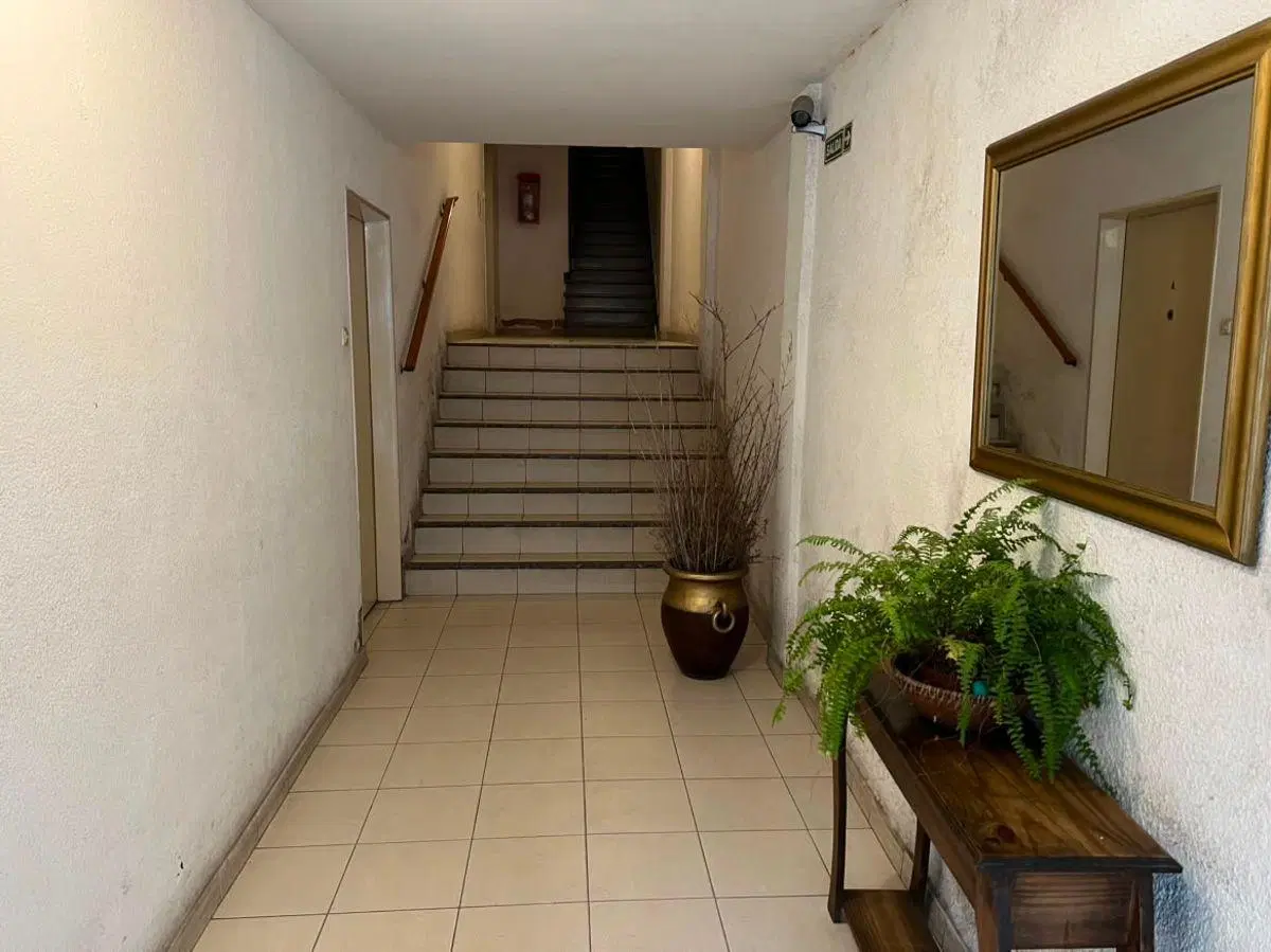 Departamento de 3 ambientes en Flores, ideal vivienda o inversión Av. San Pedrito 373 1 piso 3