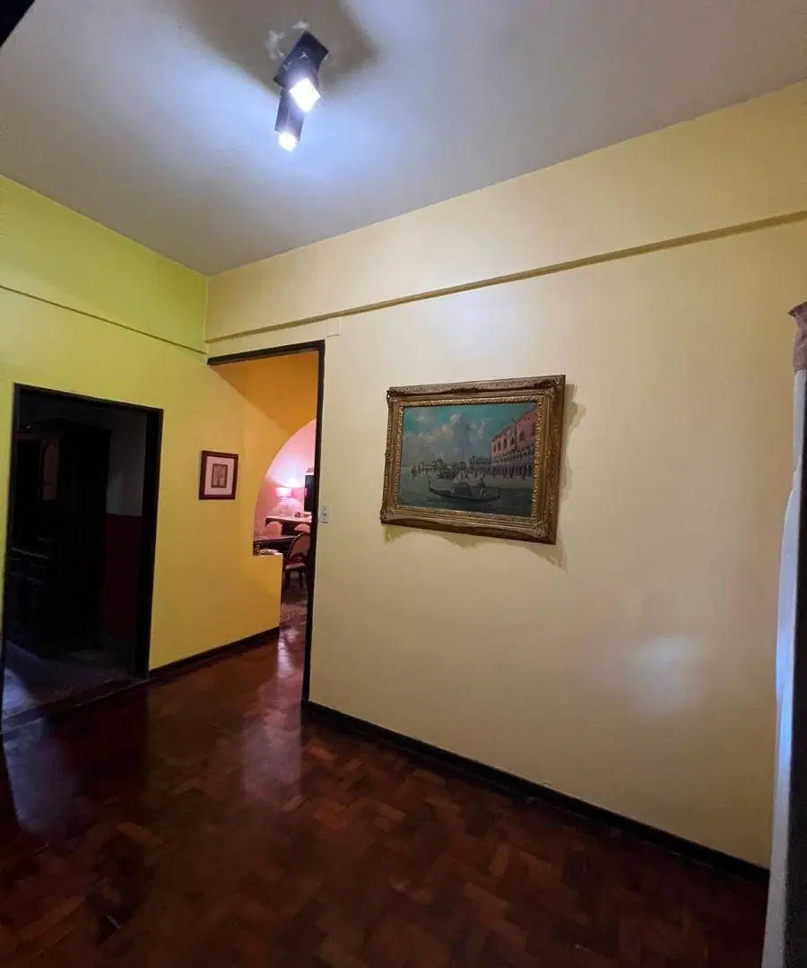 Casa en venta con dos viviendas, terraza y gran potencial – Eugenio Garzón 3680, Parque Avellaneda 3