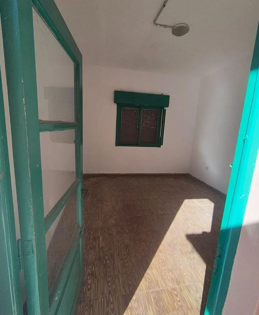 ALQUILER PH 2 1/2 ambientes en alquiler con patio propio - Tandil 3832 2