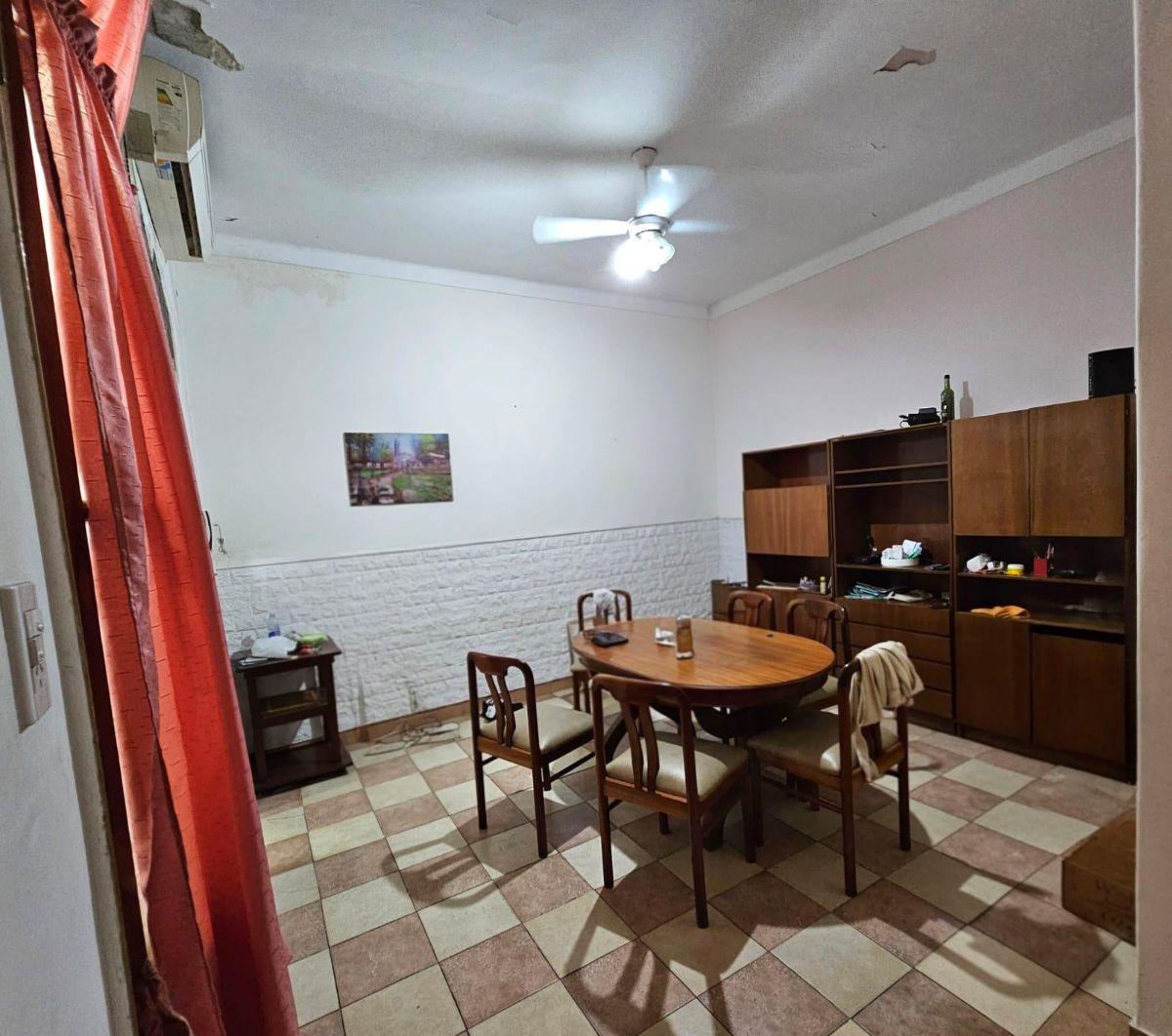 Foto de PH CON GRAN TERRAZA PROPIA, PATIO Y MUCHO POTENCIAL, imagen 5