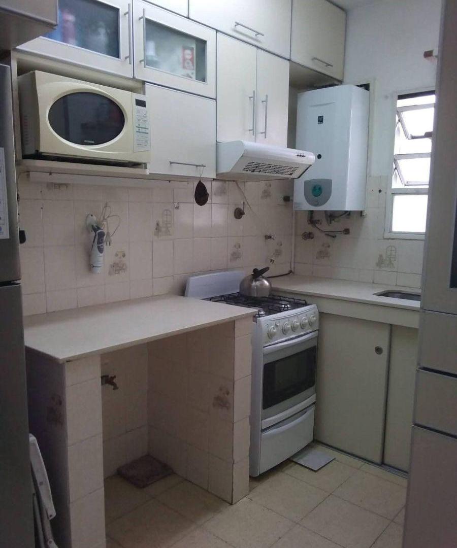 Foto de Venta 4 Ambientes al Frente 1° por escalera Muy Buena Distribución y, imagen 2