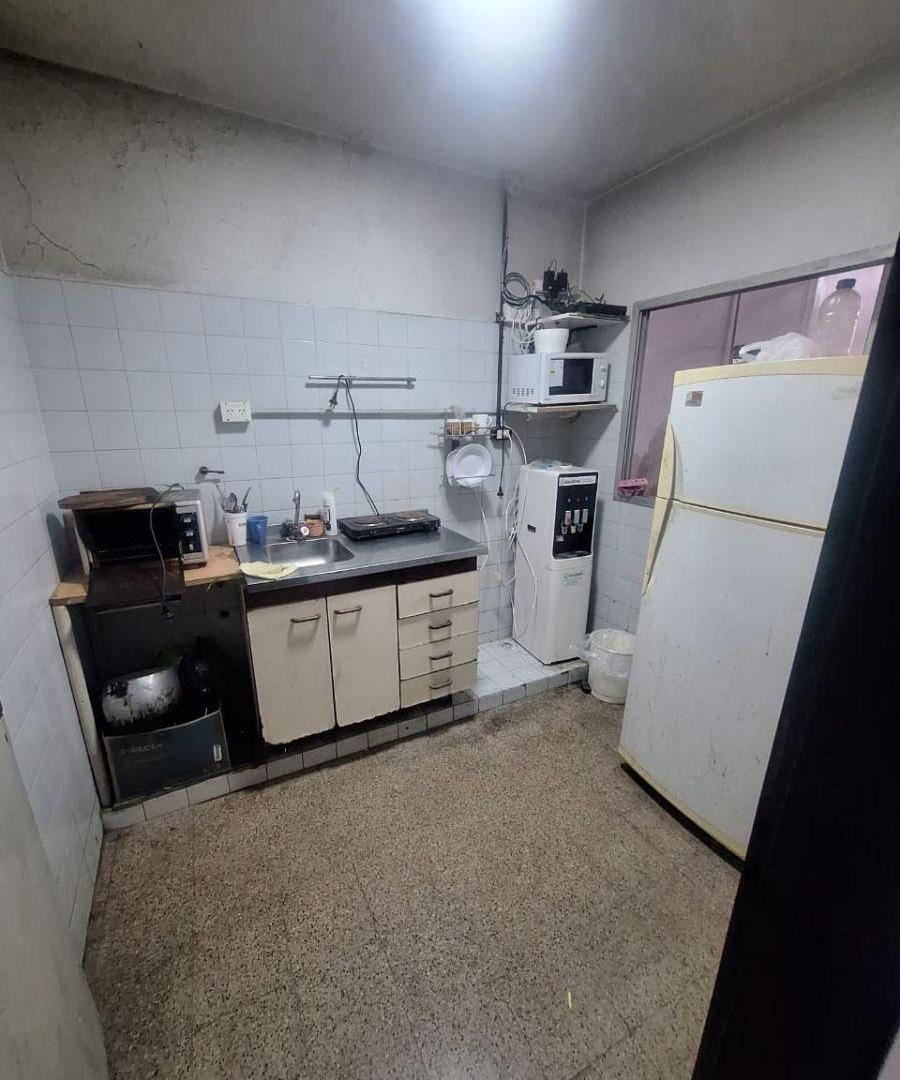 Foto de ALQUILER EXCELENTE GALPÓN CON OFICINA Y VIVIENDA PERGAMINO 947, imagen 2