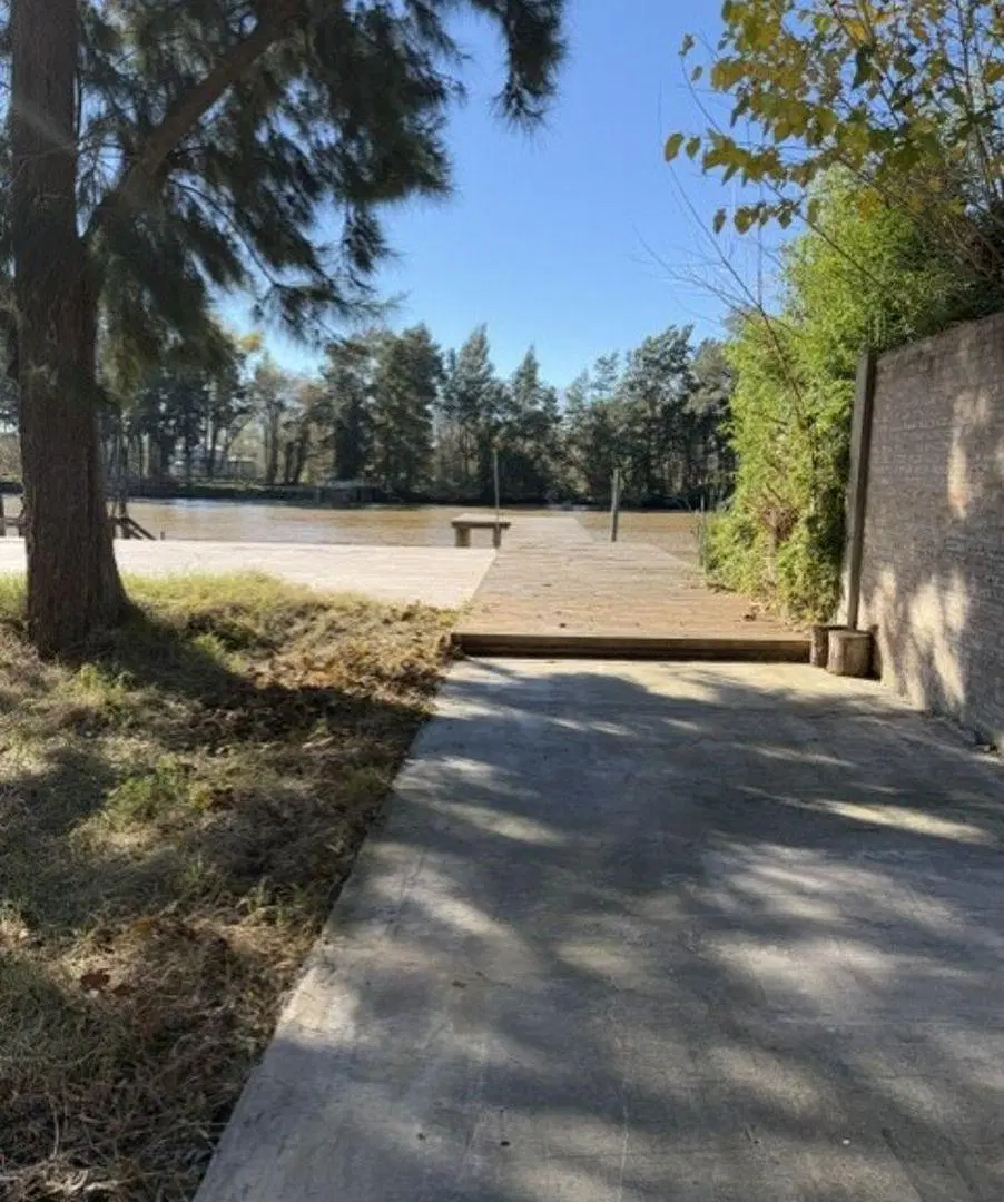 Casa a la venta en Construcción, calle Belgrano al 1100 Dique Lujan, Tigre 2
