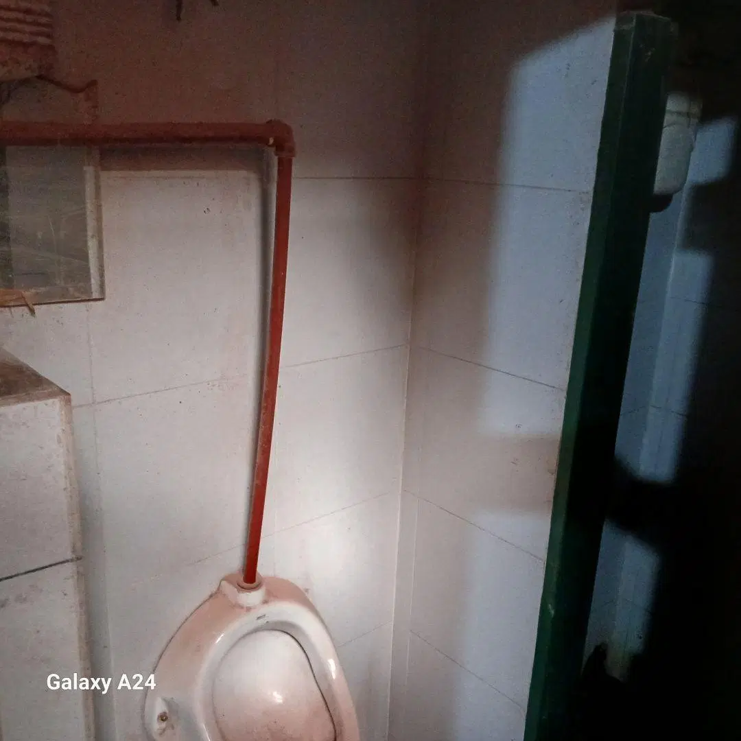 Galpón . | Corrientes 1737 4
