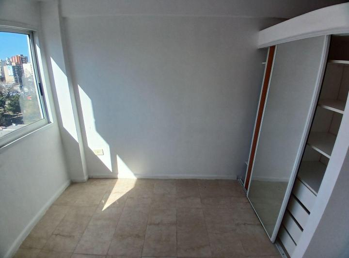 Departamento 2 ambientes. | Medina 2245 4