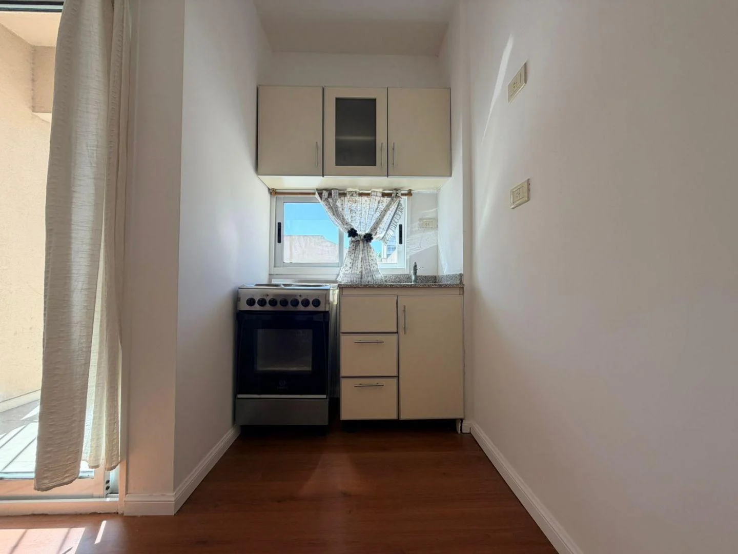Foto de Departamento 1 ambiente. | Rauch 2014, imagen 4