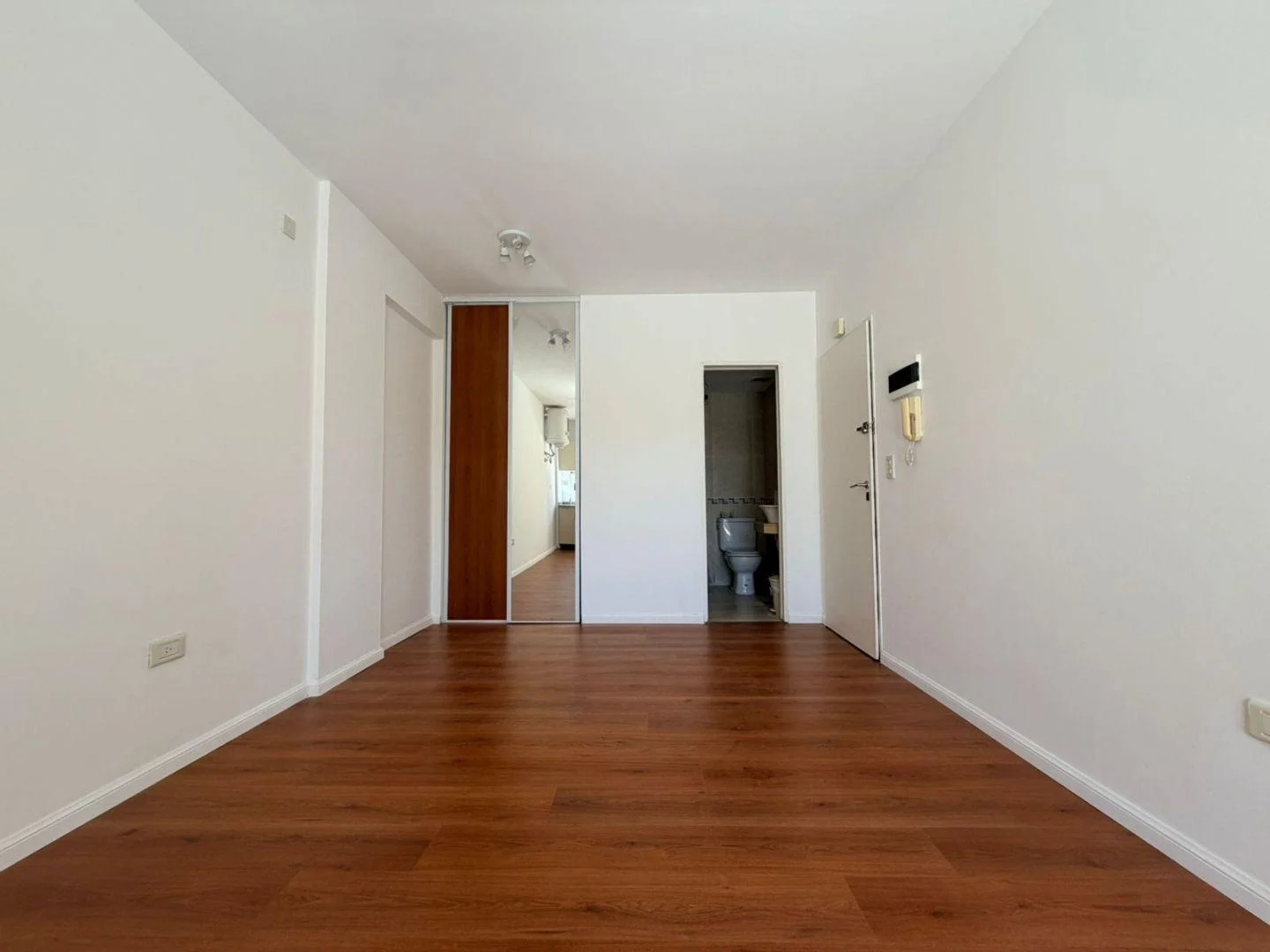 Foto de Departamento 1 ambiente. | Rauch 2014, imagen 1