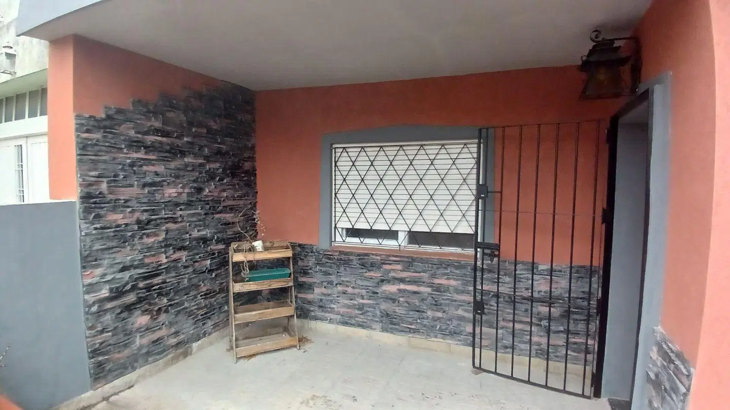 Casa 4 ambientes. | Paraná 6870 3
