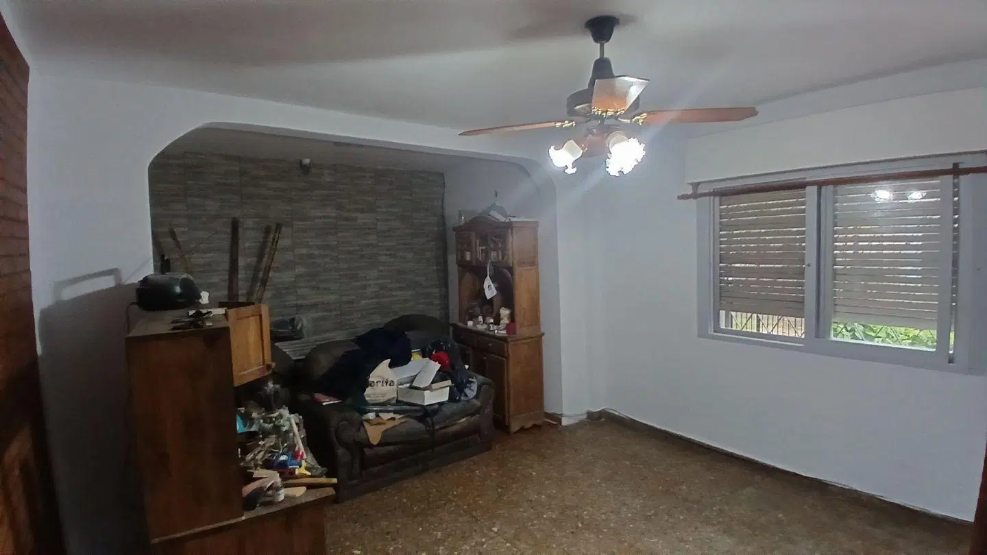 Casa 4 ambientes. | Paraná 6870 4