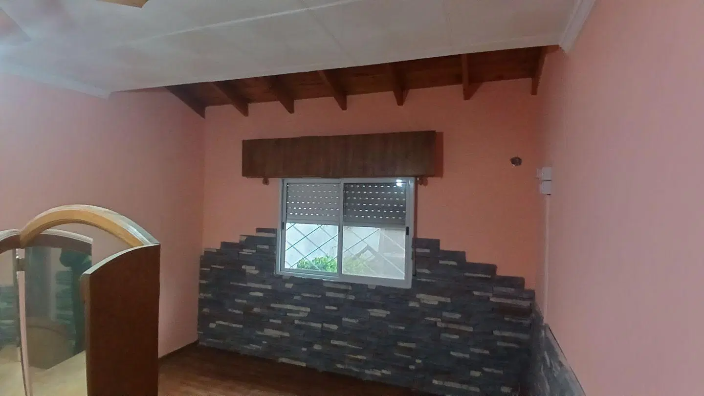 Casa 4 ambientes. | Paraná 6870 2