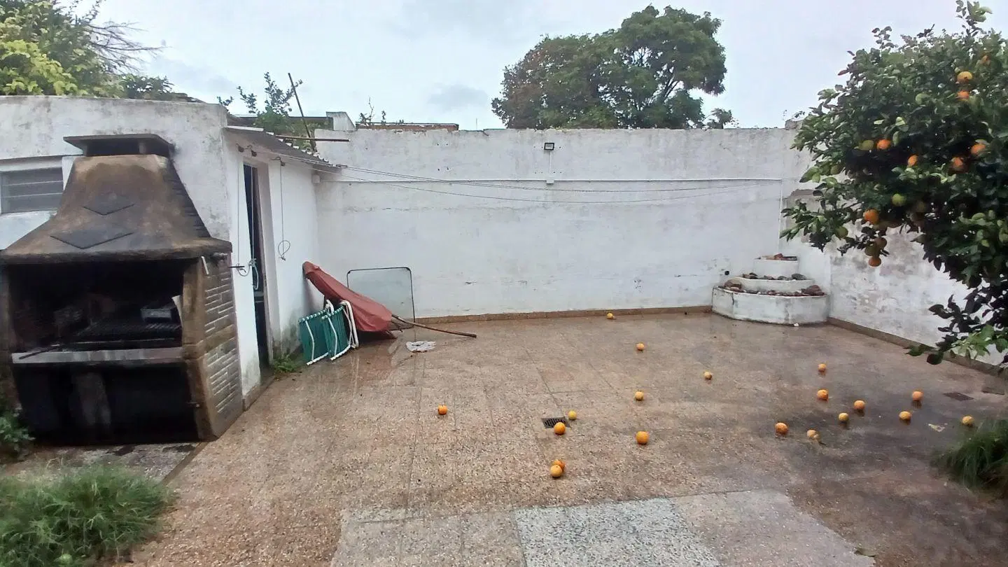 Casa 4 ambientes. | Paraná 6870 8