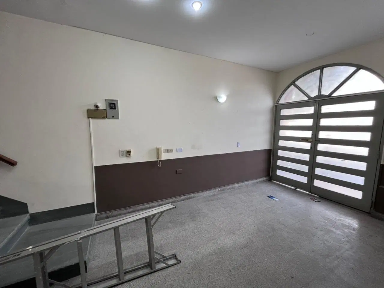 Oficina . | Juan Bautista Alberdi 4999 5