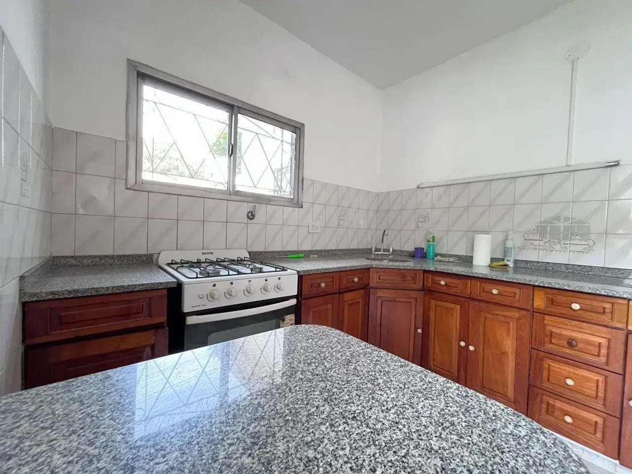 Casa 3 ambientes. | Rauch 1224 5