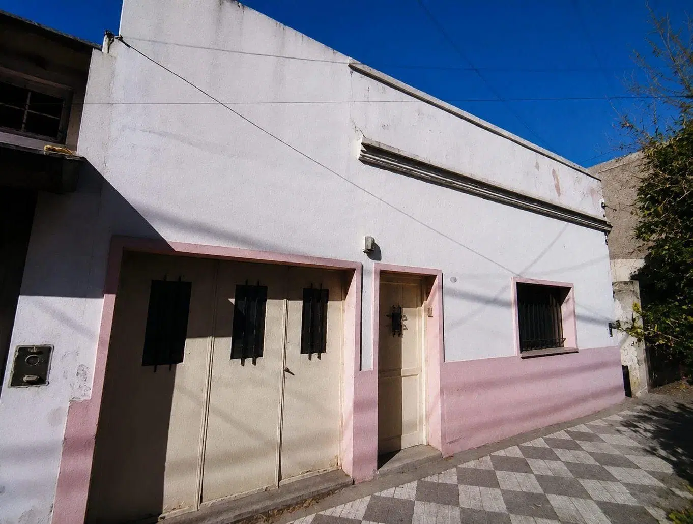 Casa 3 ambientes. | Rauch 2124 1