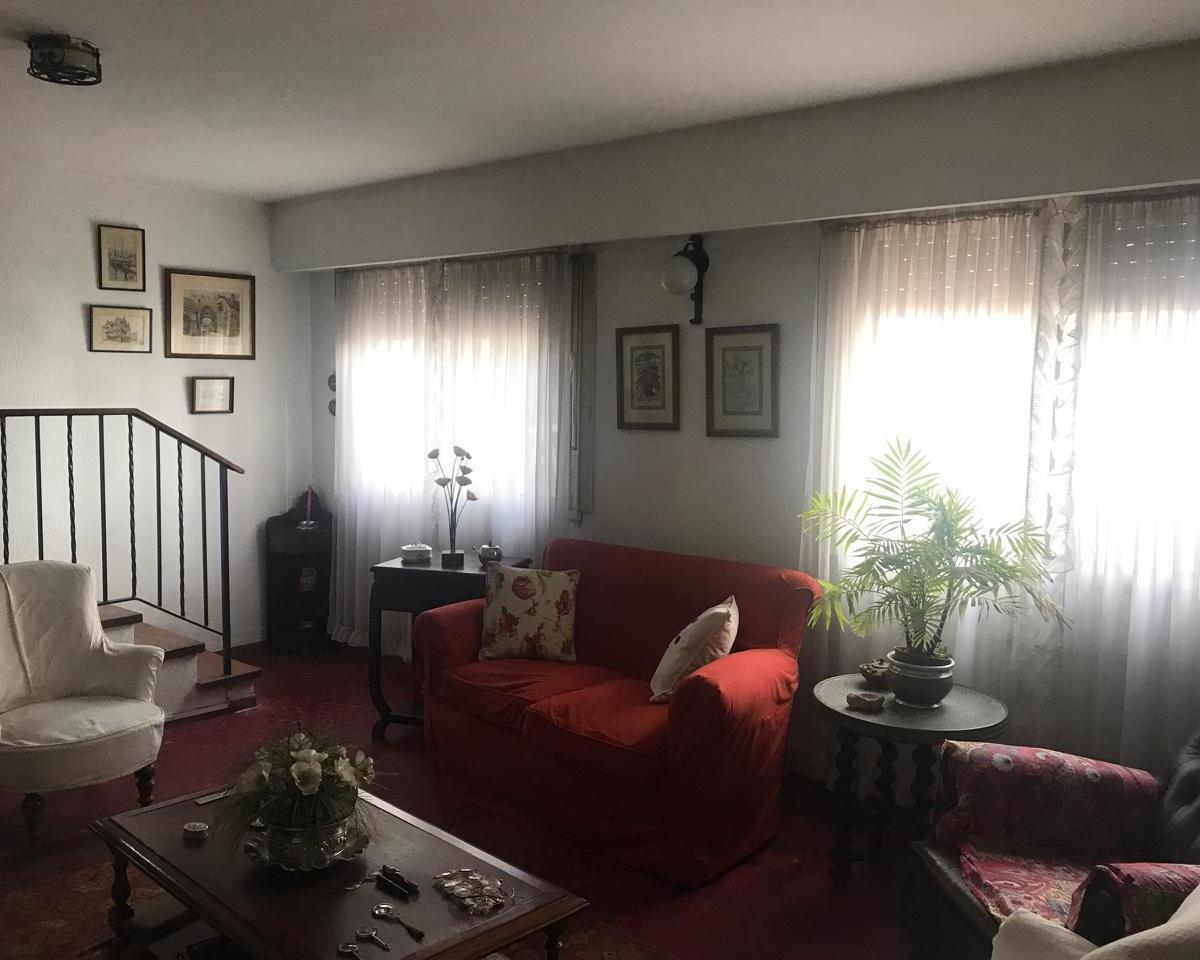 CASONA PRINGLES 87, e/Av.Meeks y España, Temperley Oeste