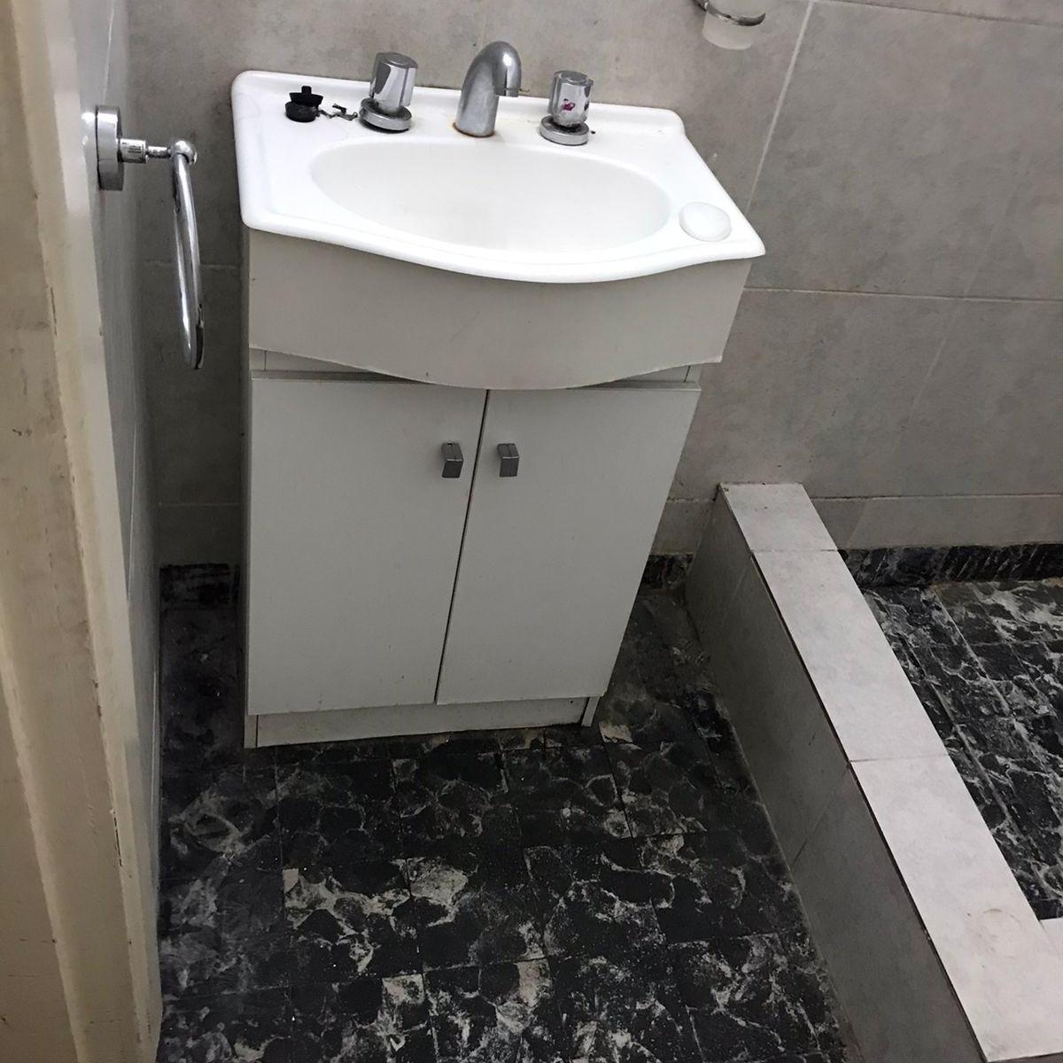 Amplio PH en planta baja, 3ambientes. Entre Rios 147 PB Lomas de Zamora