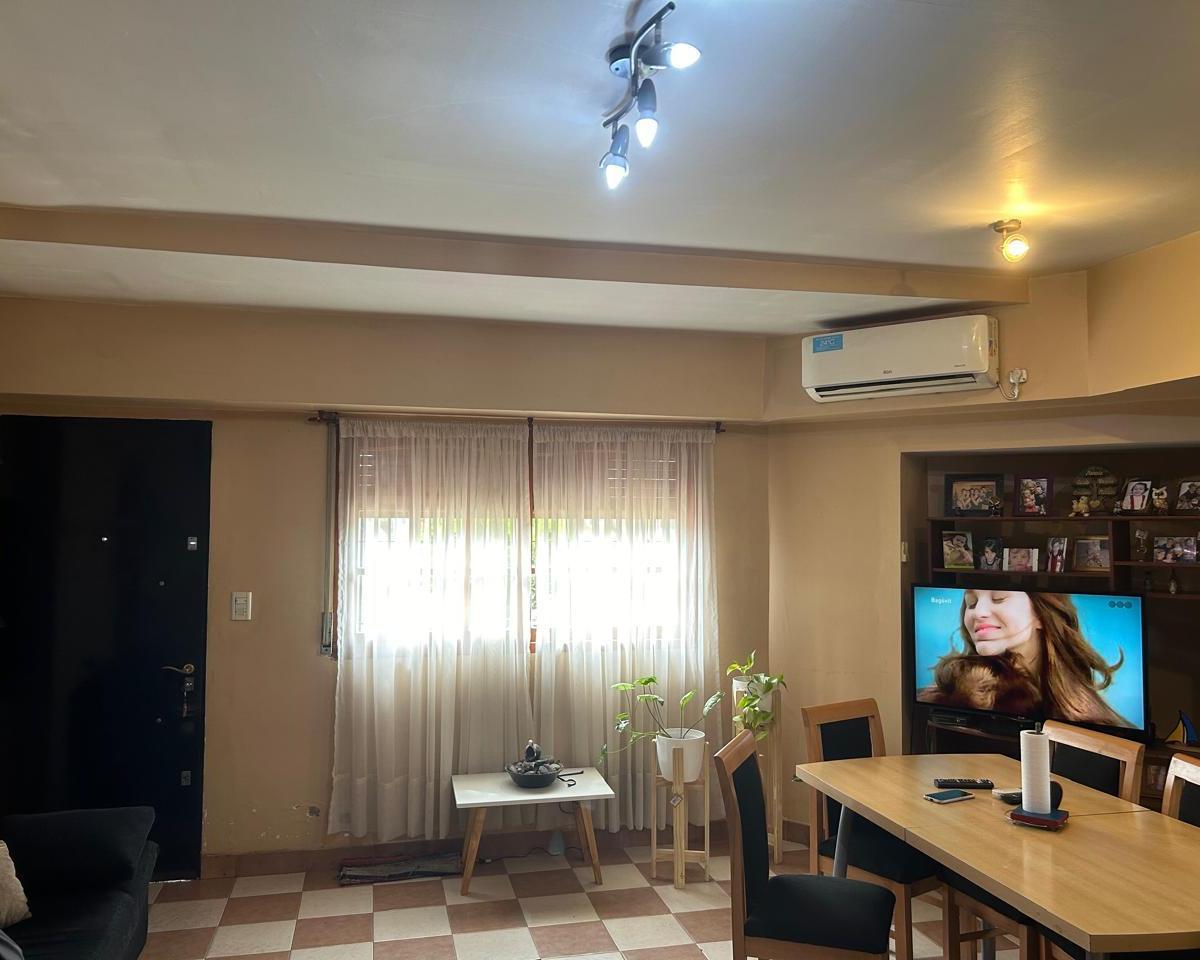 Duplex de 5 ambientes en Boqueron esquina Loria
