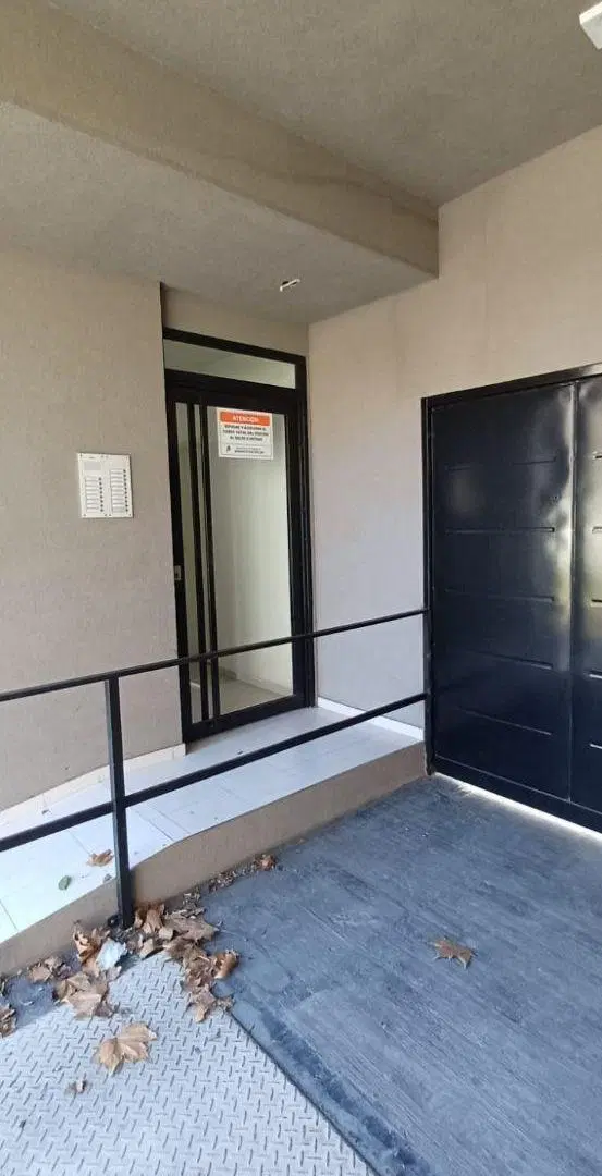 Monoambiente en alquiler en inmejorable barrio residencial de Banfield 2