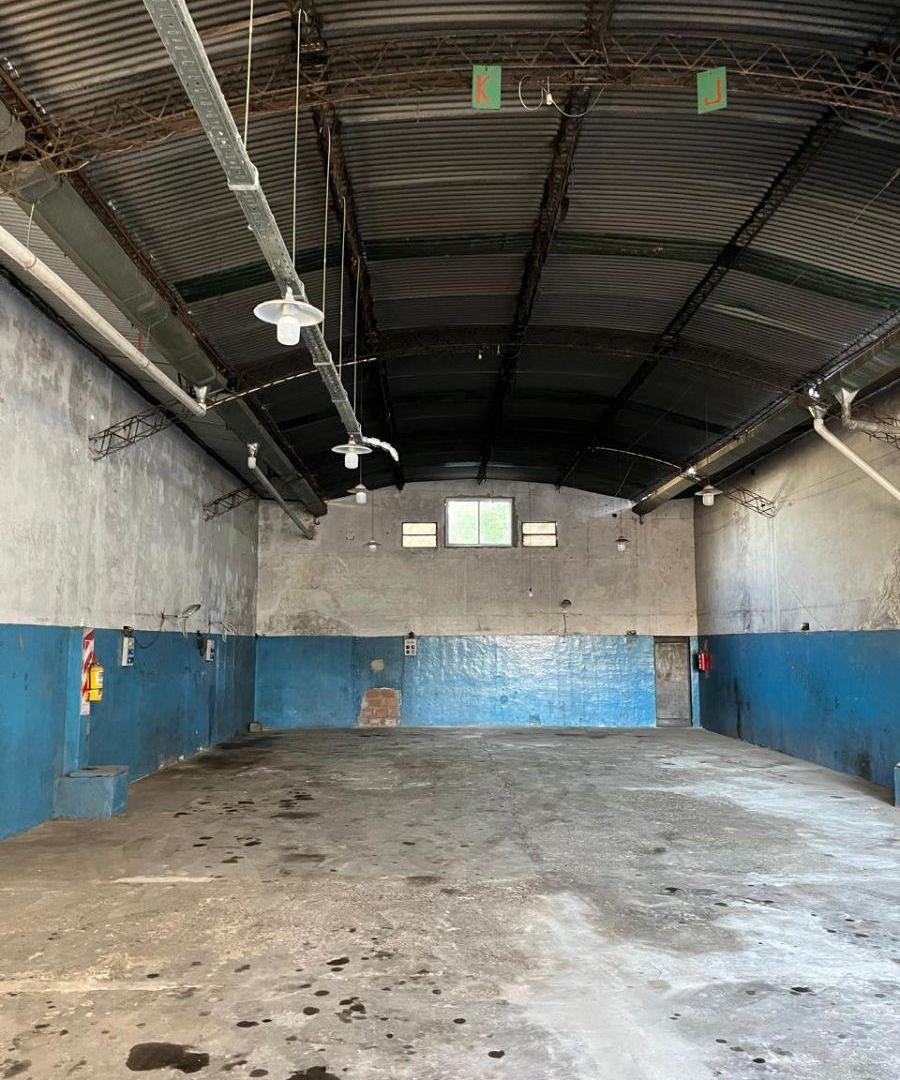 Foto de Galpón comercial e industrial en alquiler, imagen 2