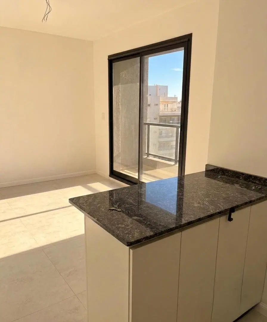 Departamento de 2 Ambientes a Estrenar – Excelente Zona 1