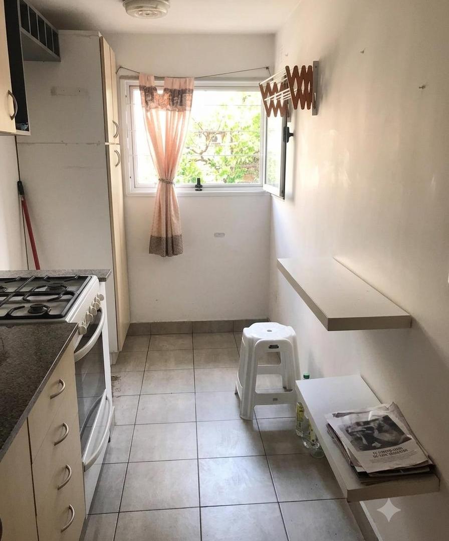Foto de LUMINOSO Y CÓMODO SEMIPISO DE 2 AMBIENTES EN LOMAS DE ZAMORA, imagen 1