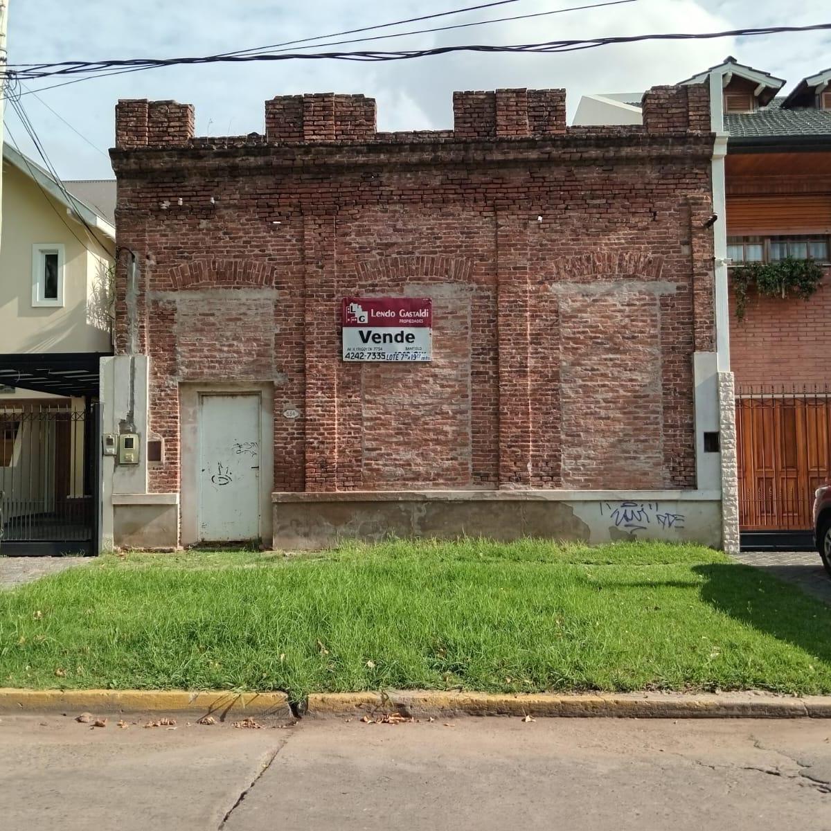 Araoz 834 - Banfield