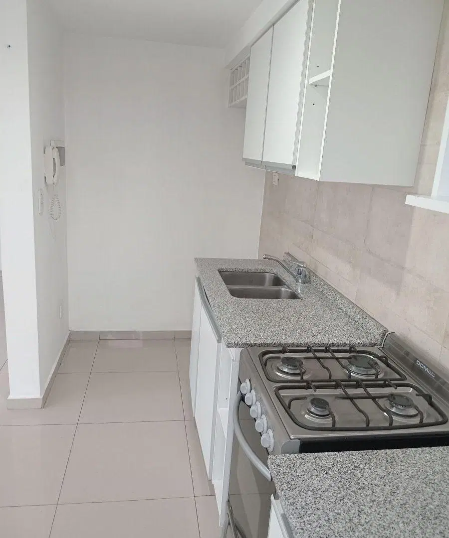 Almirante Brown 2625 Témperley 3