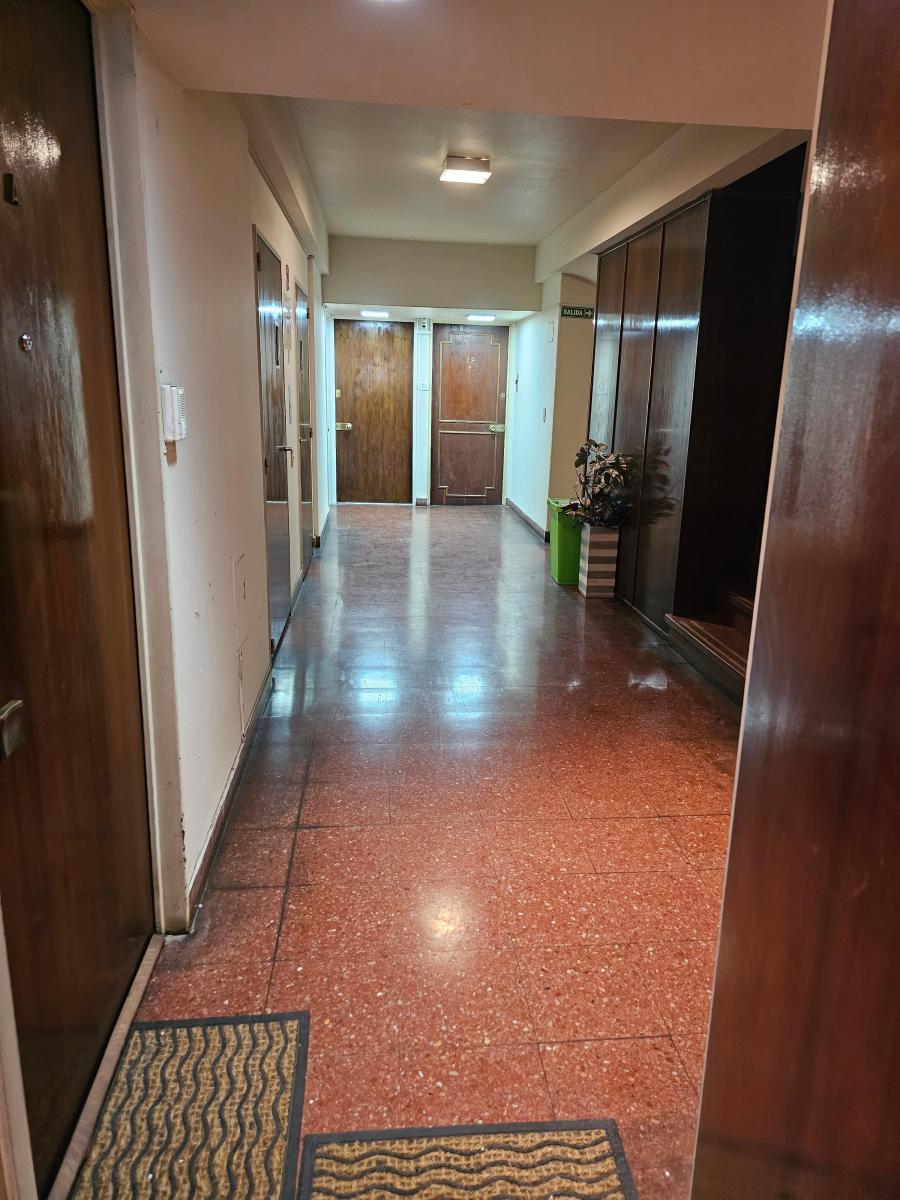 Apto Profesional en El Corazón de Tribunales, con Cochera Espacio 1