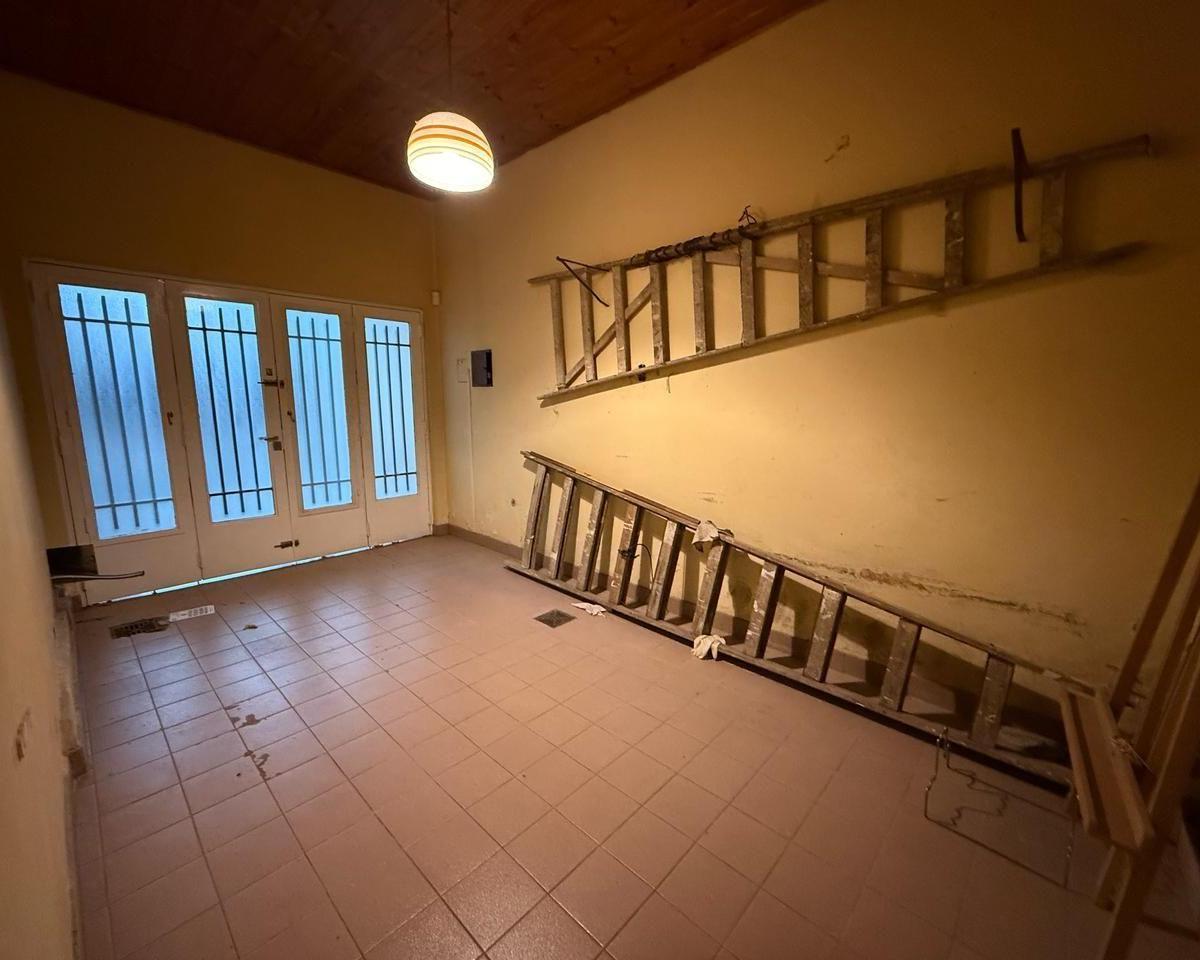 Venta - Casa 4amb con Dep. de 2amb en Lote Propio - Saavedra 4