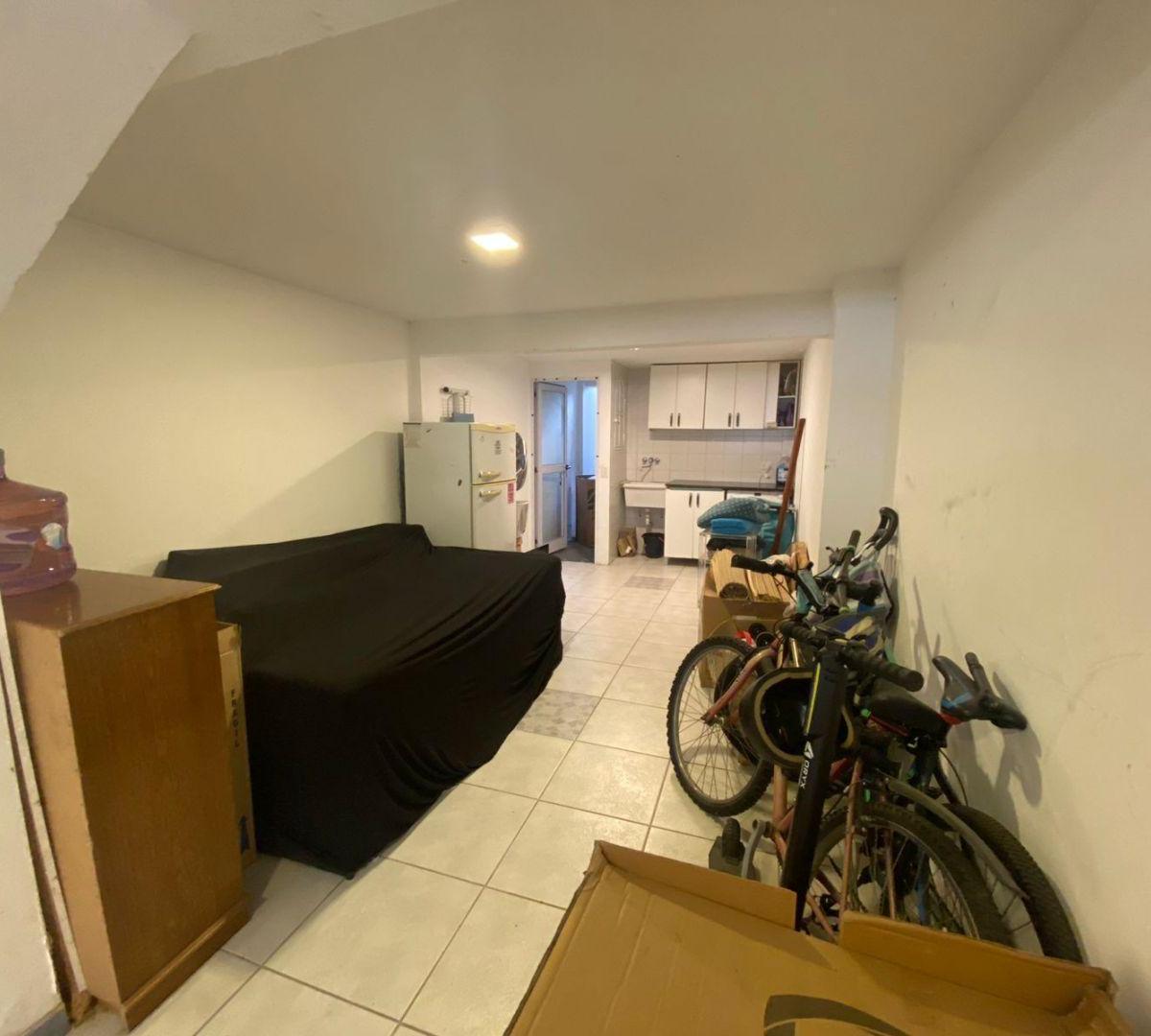 Venta|hermoso Tríplex Al Frente en Apacible Zona Residencial|saavedra 4
