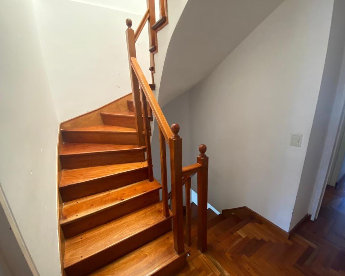 Venta|hermoso Tríplex Al Frente en Apacible Zona Residencial|saavedra 5