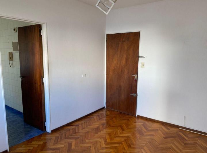Alquiler | Departamento 2 ambientes lateral | Saavedra 1