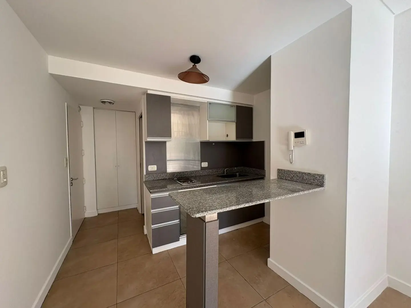 Alquiler | Departamento monoambiente con balcón | Belgrano 2