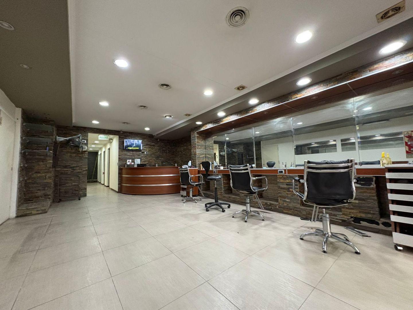 Foto de Alquiler | Local comercial en Saavedra, imagen 2