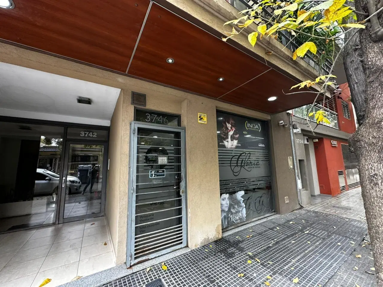 Alquiler | Oficina a la calle con 6 gabinetes | Saavedra 5
