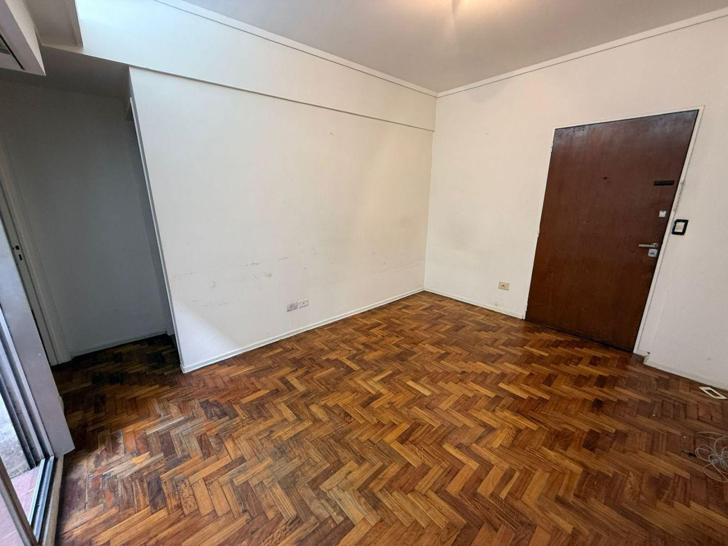 Foto de Venta | Departamento 2 ambientes con patio | Recoleta, imagen 2