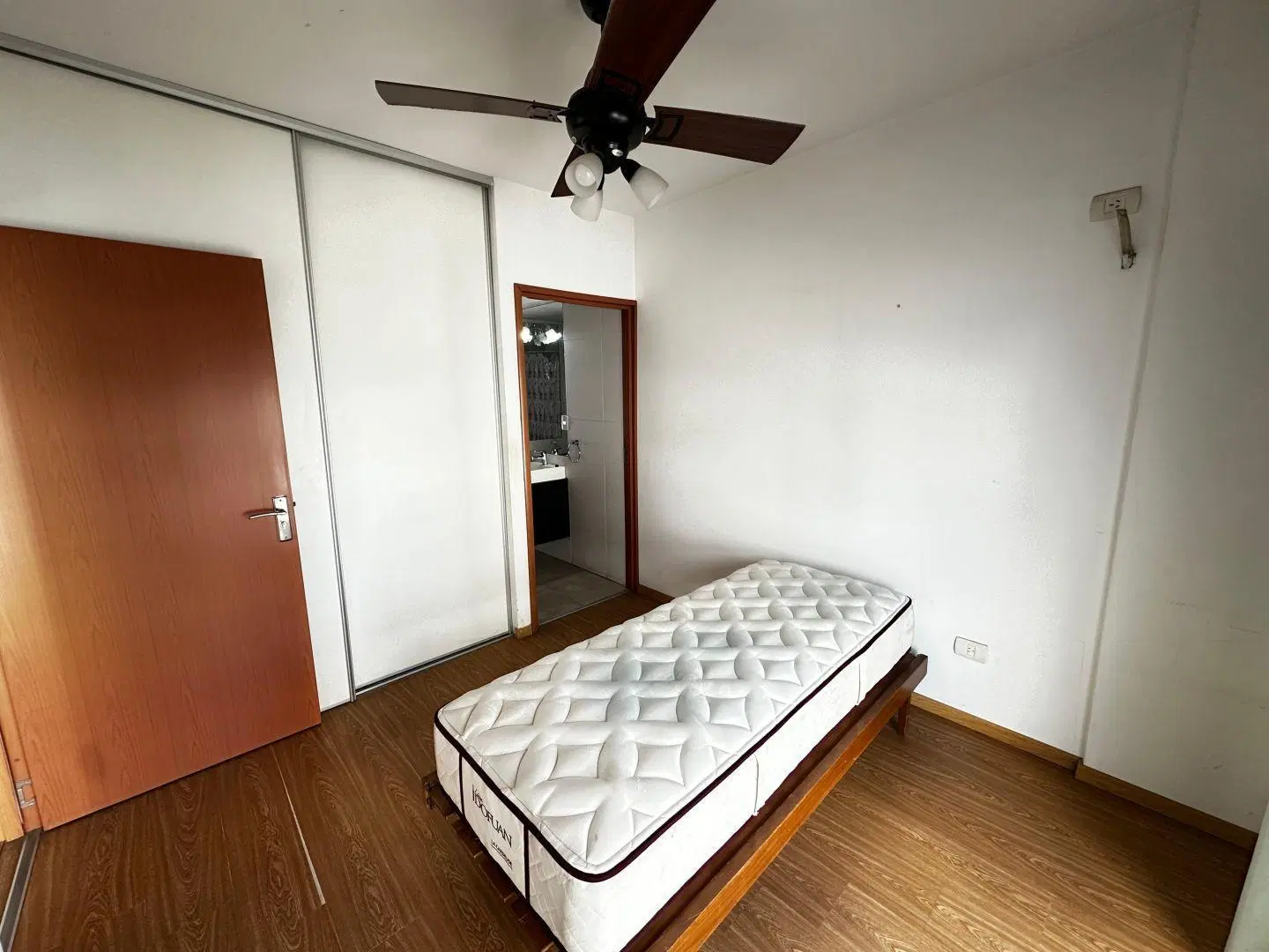 Venta | Departamento 2 ambientes con balcón | Saavedra 4