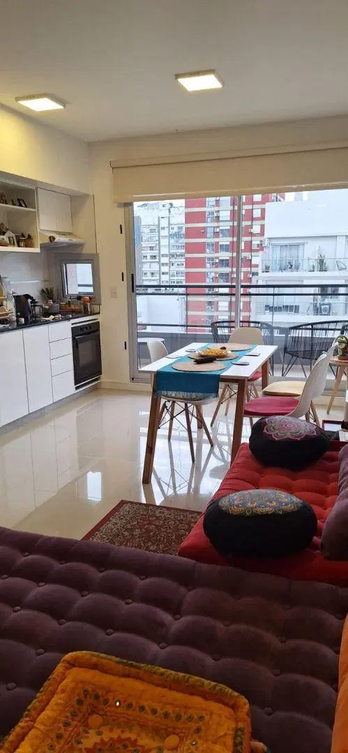 Alquiler | Monoambiente al frente con balcón | Belgrano 3