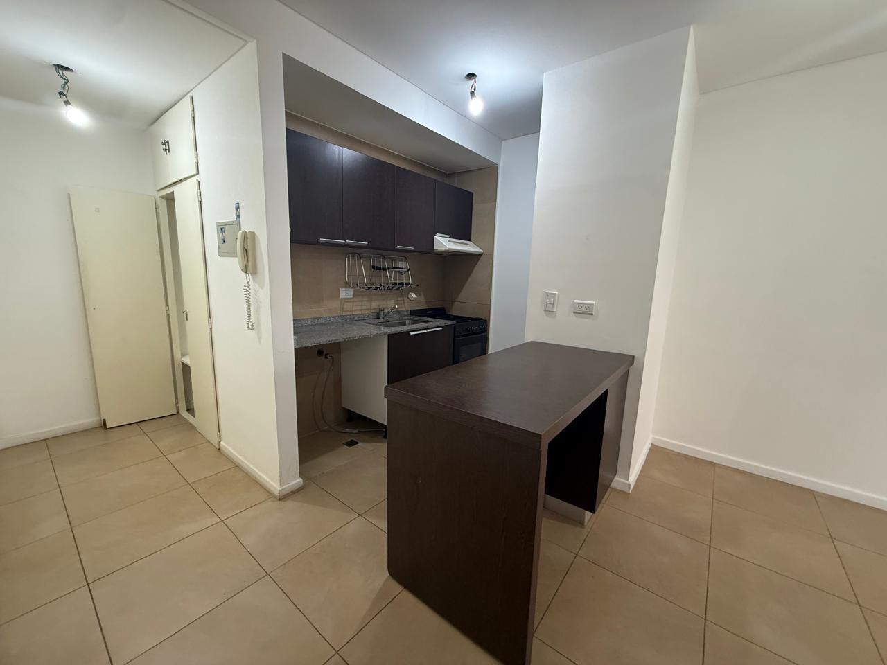 Foto de Alquiler | Monoambiente con balcón | Villa Urquiza, imagen 2