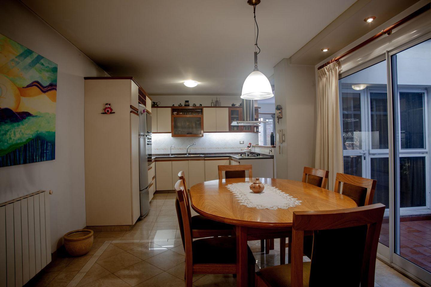 Foto de Venta| Casa 4 ambientes con cochera, patio y terraza | Villa Urquiza, imagen 4