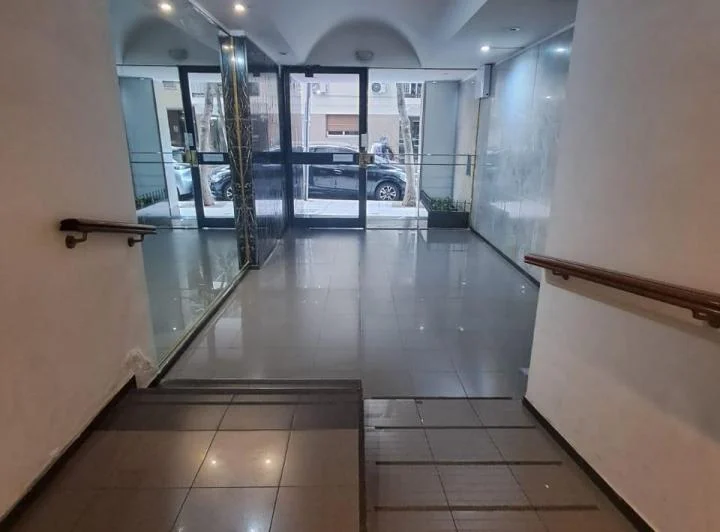 2 Ambientes - Lavadero - Muy luminoso - 48 Mts2 3