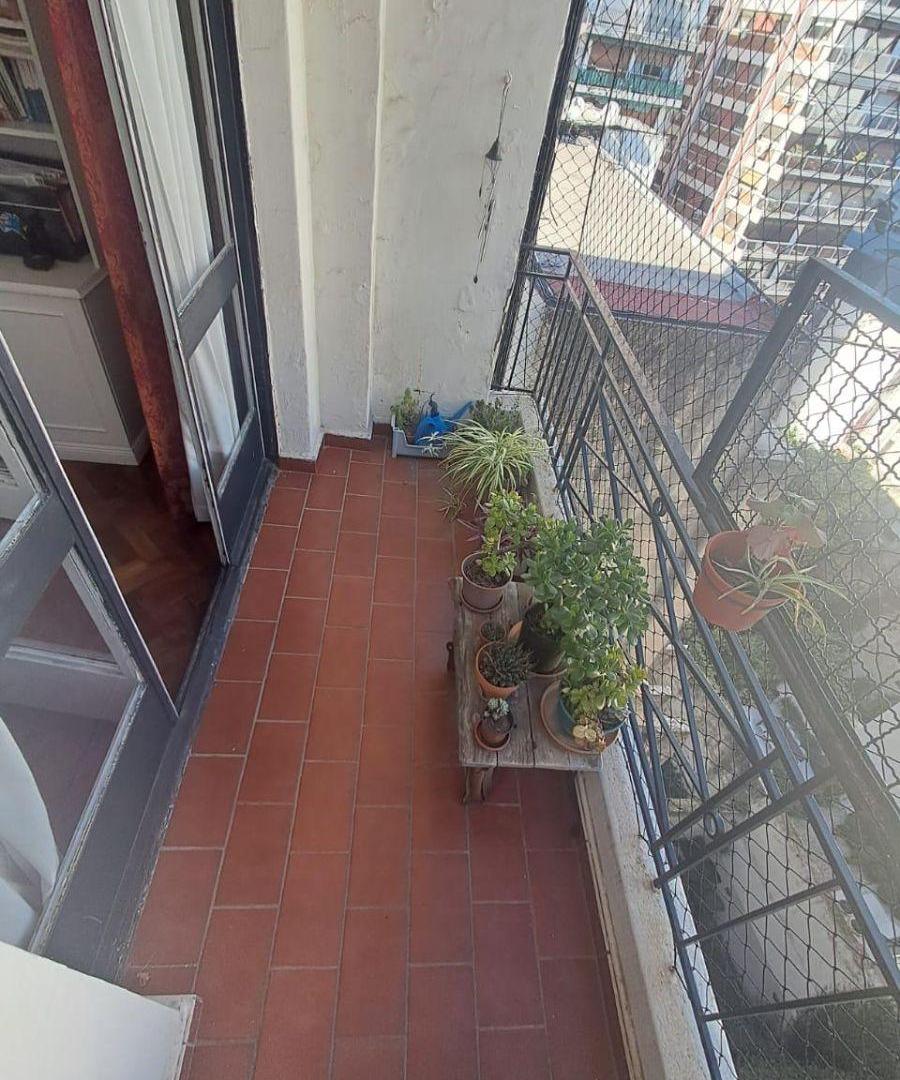 Foto de SEMIPISO - 4AMBIENTES/DEPENDENCIAS DE SERVICIO -DOS BALCONES - MUY, imagen 4