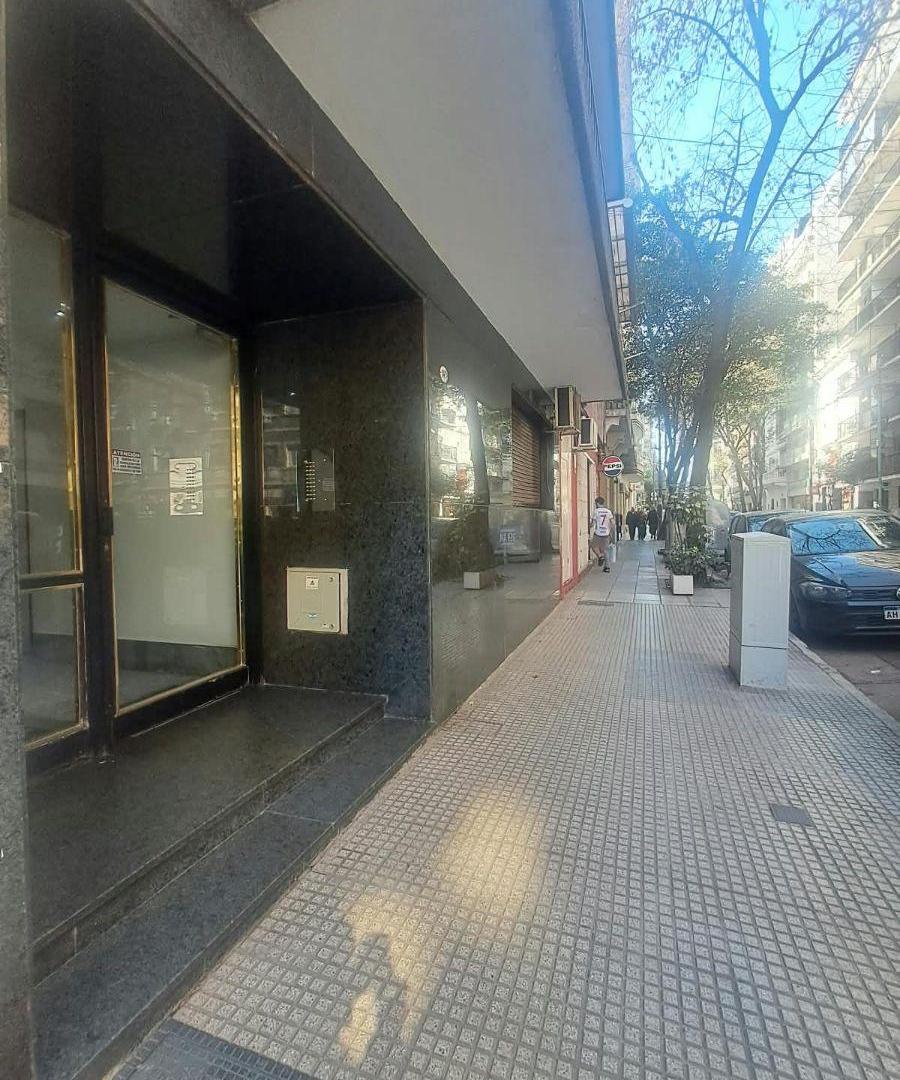 Foto de RECOLETA - AZCUENAGA 1400 - 2 AMBIENTES - COCINA - BAÑO COMPLETO, imagen 5
