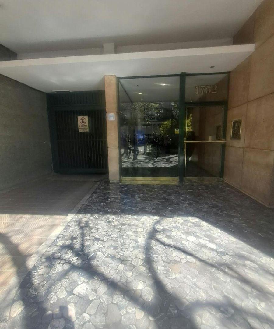 Foto de EDIFICIO DE CATEGORÍA - 3 AMBIENTES -CONTRAFRENTE - MUY LUMINOSO, imagen 3