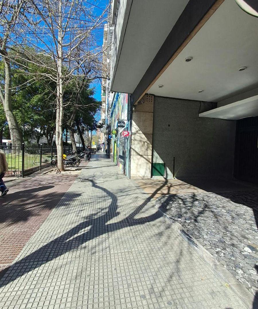 Foto de EDIFICIO DE CATEGORÍA - 3 AMBIENTES -CONTRAFRENTE - MUY LUMINOSO, imagen 5
