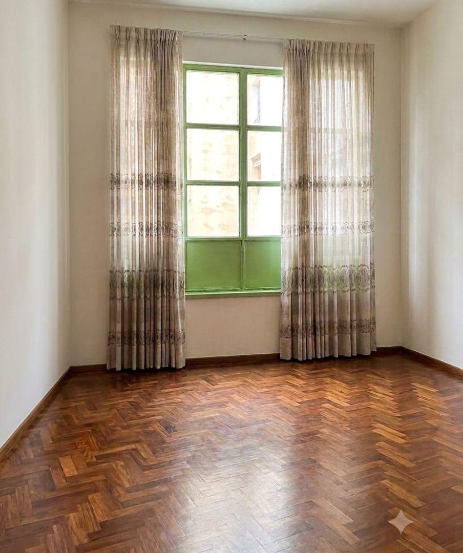 Foto de Oficina de 15 m² en Edificio Profesional en Monserrat., imagen 4